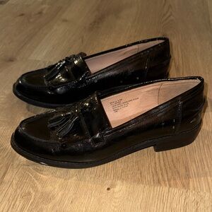 Steve Madden Shiny Black Tassel Loafers